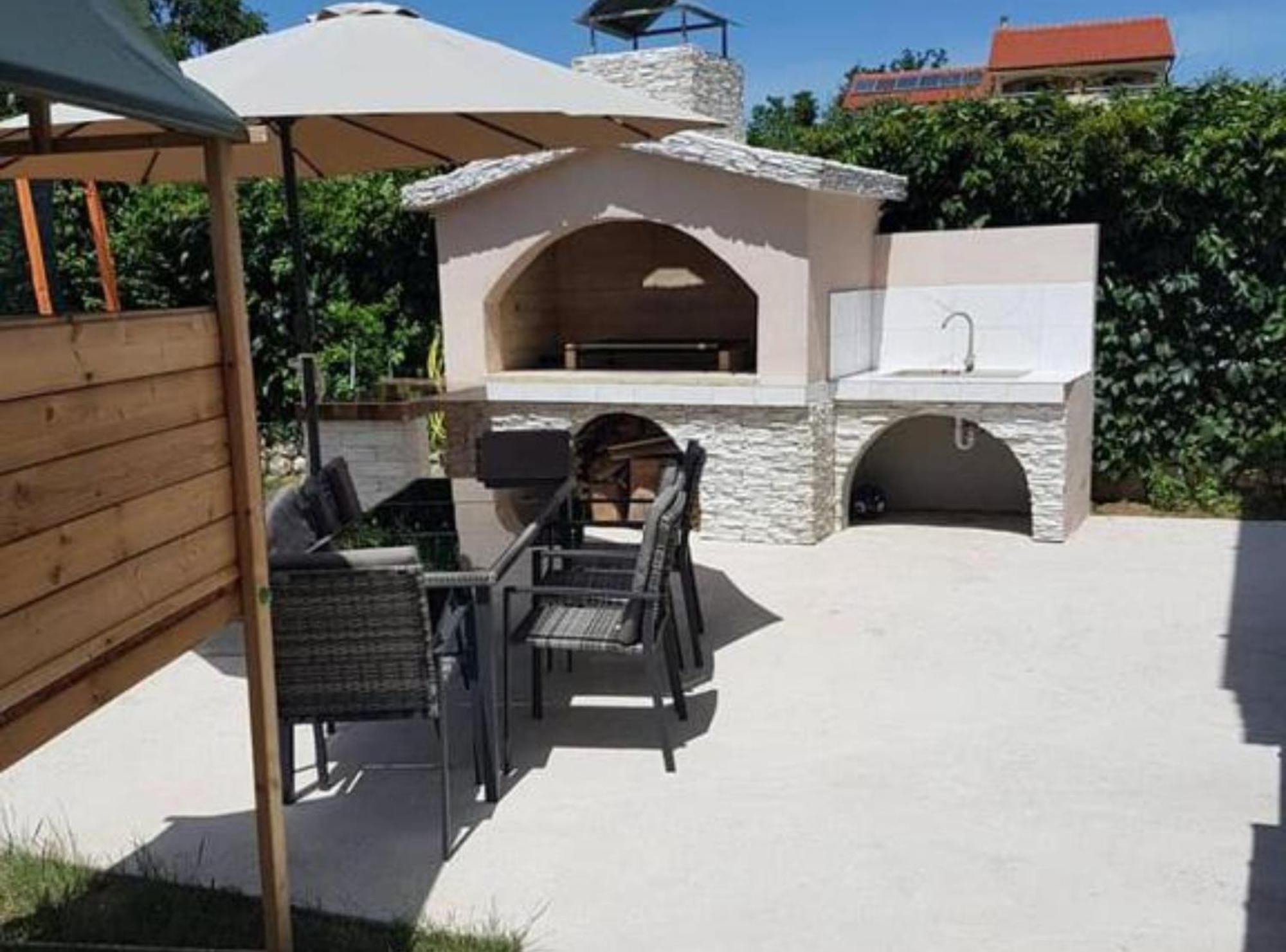 Apartmani Sabbioso Лопар Экстерьер фото